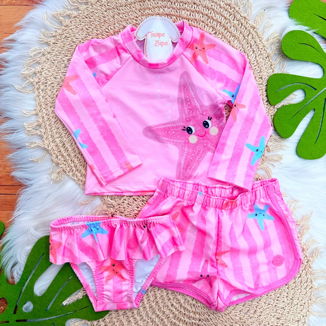 Linha Praia 3 Peças - Blusa Manga Longa Estrela do Mar, Short e Calcinha com Proteção UV50+ - Rosa
